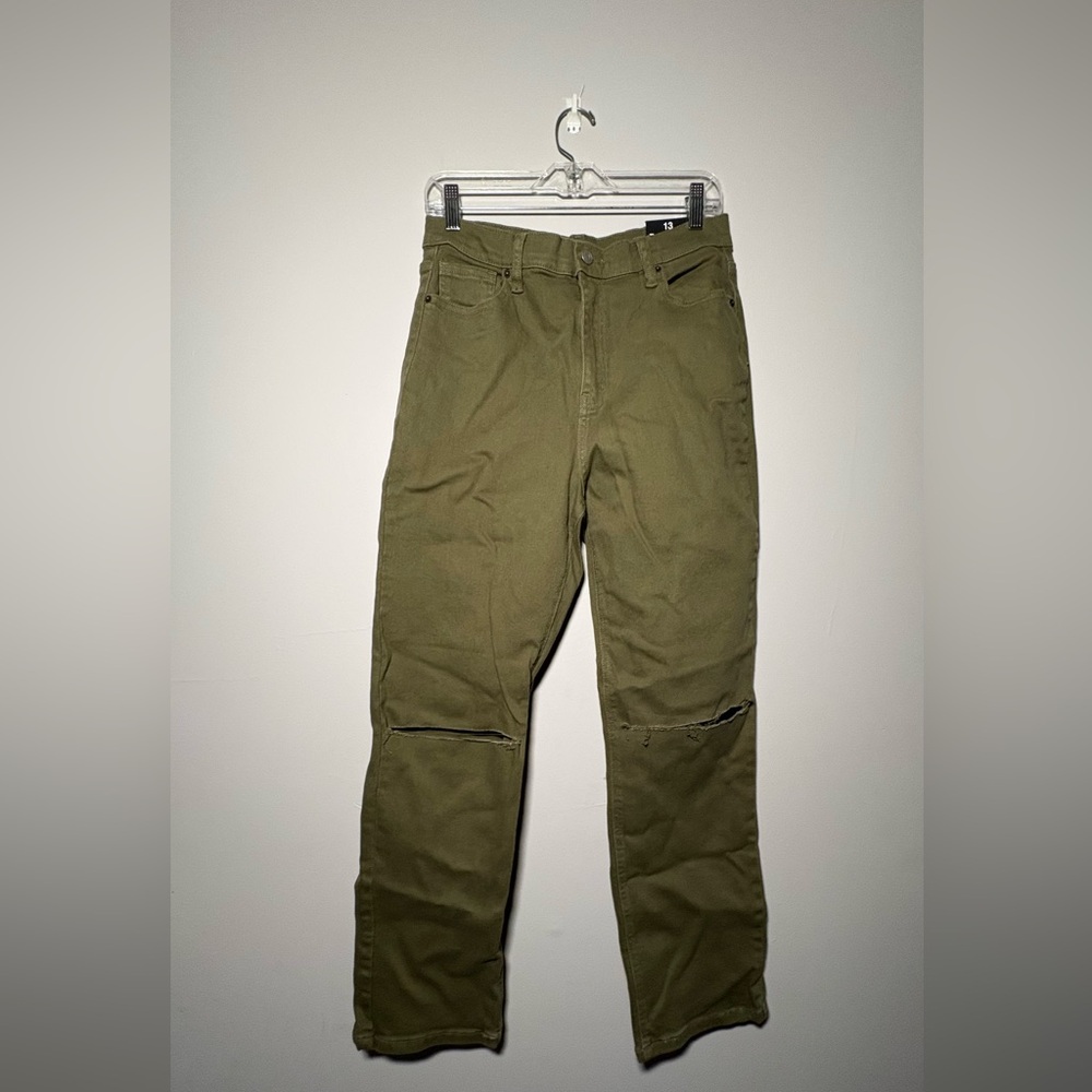Army Green Women’s Straight leg Jeans Fashion Nova Size-13